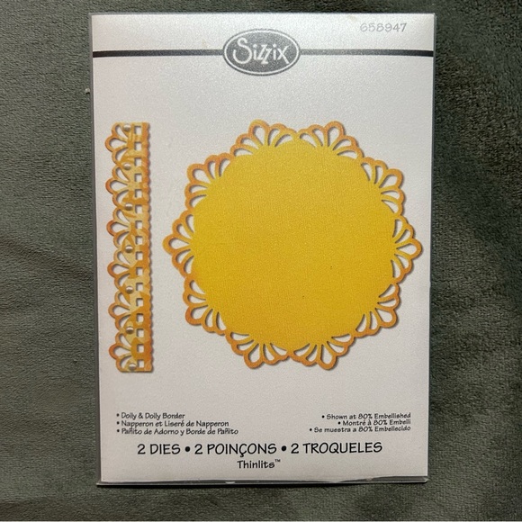 Sizzix 2 pcs Thinlits DOILY & DOILY BORDER with clear storage envelope - Picture 3 of 5